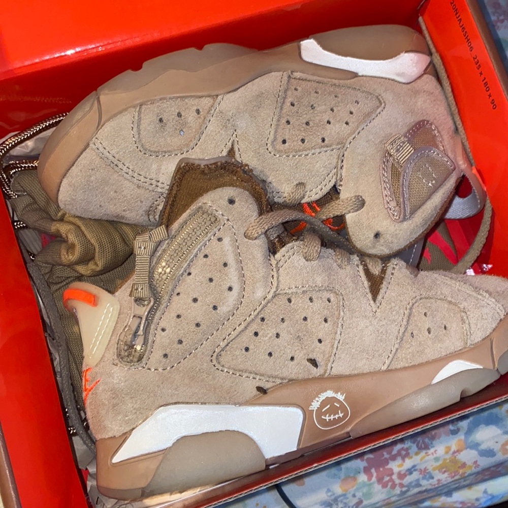 Travis Scott Jordan 6’s toddler
